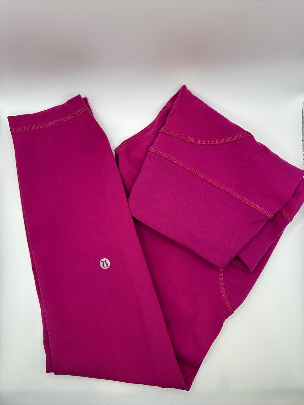 Lululemon Invigorate 25" leggings - Picture 2 of 3